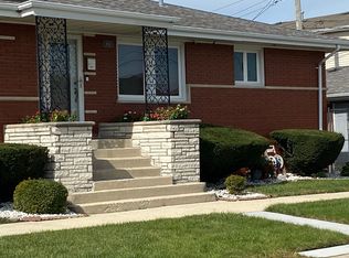 8158 S Richmond St, Chicago, IL 60652