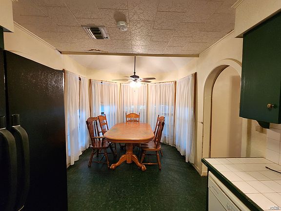 3rd image of 114 W 173rd St