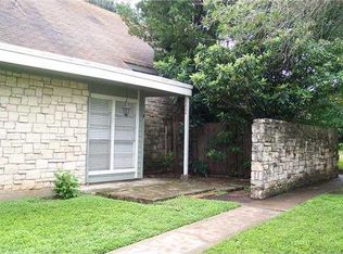 6804 Lexington Rd #A, Austin, TX 78757