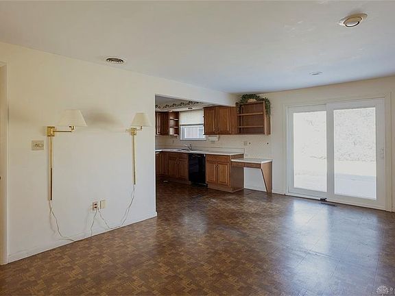 5th image of 175 Miami Dr