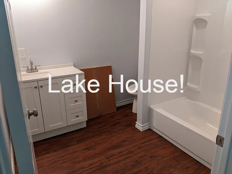 7464 Love Cir — Photo 30