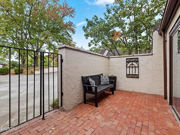 2nd image of 1232 Orleans Dr #132