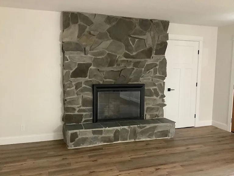 955 Exchange St — Photo 15