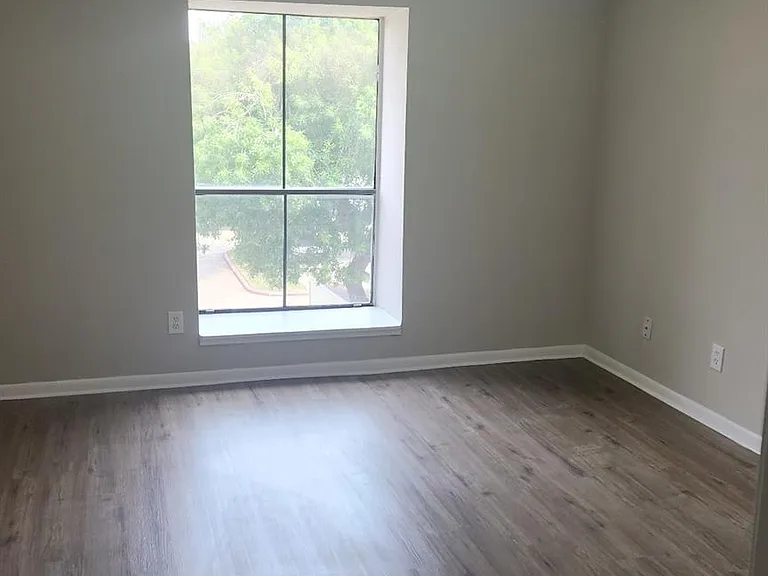 3025 Walnut Bend Ln #35 — Photo 20