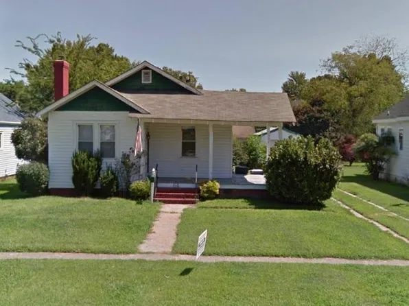 64 Locust Ave, Hampton, VA 23661