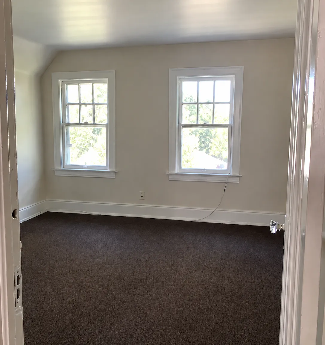 18 Wellington Ave - 4 — Photo 4
