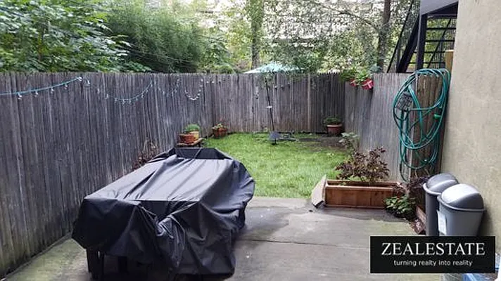 Rented by ZealEstate Group Inc | media 21