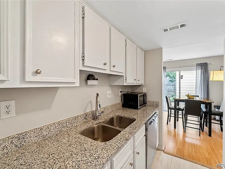 9346 Gildenfield Ct — Photo 2