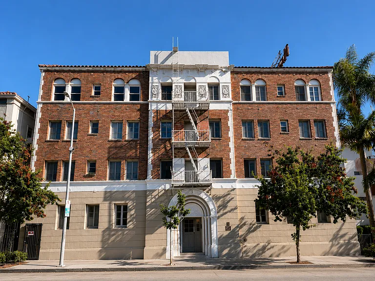 The Mayfair — Photo 1