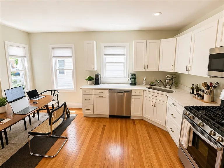 94 Josephine Ave #1 — Photo 8