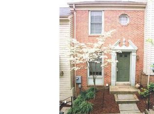 5046 9th St S, Arlington, VA 22204