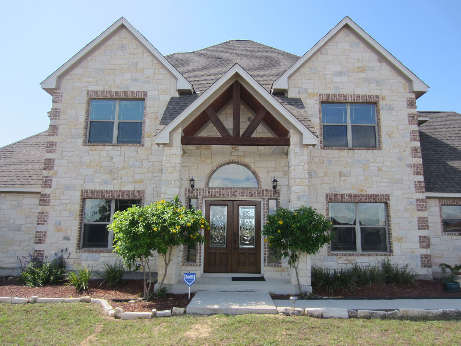 205 Abrego Lake Dr, Floresville, TX 78114 Zillow