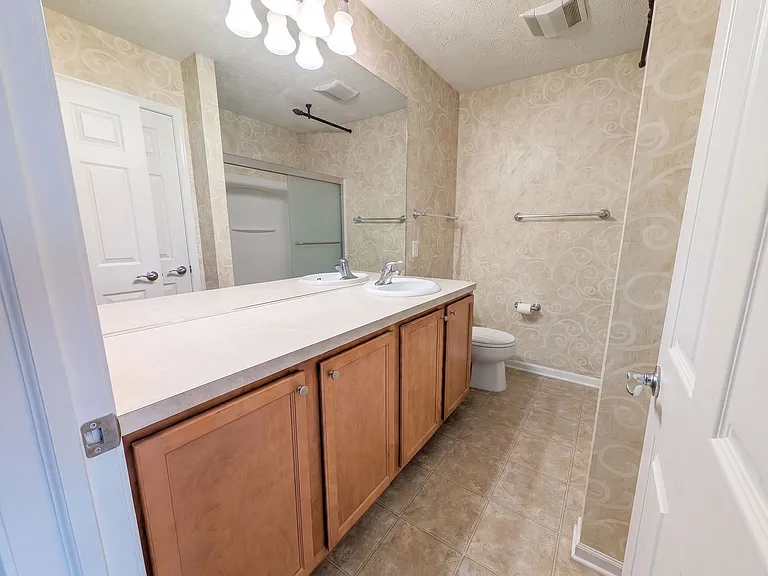 991 Croghan Way — Photo 13