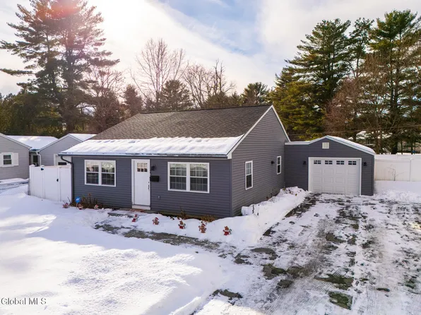 43 Hillcrest Avenue, Queensbury, NY 12804
