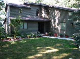 6150 Duck Lake Rd, Whitehall, MI 49461