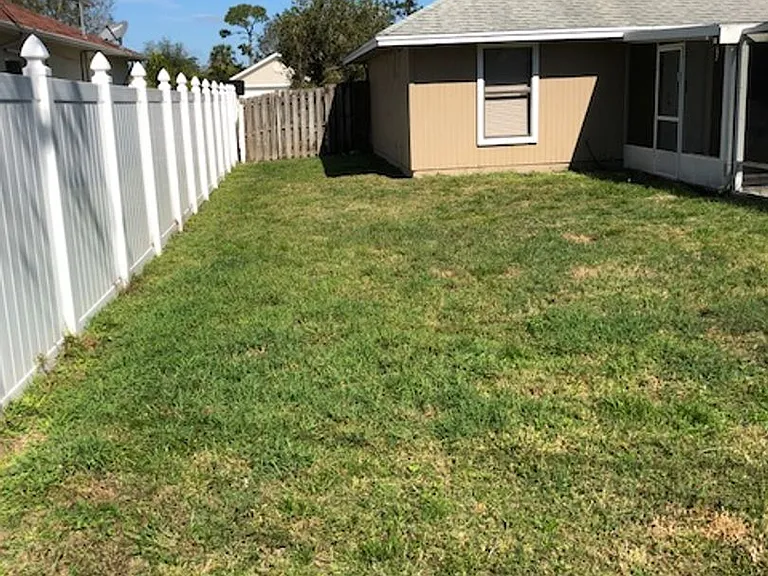 1280 SW Jacqueline Ave — Photo 16