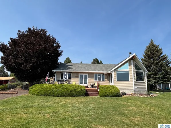 688-125 Hickory Way, Susanville, CA 96130