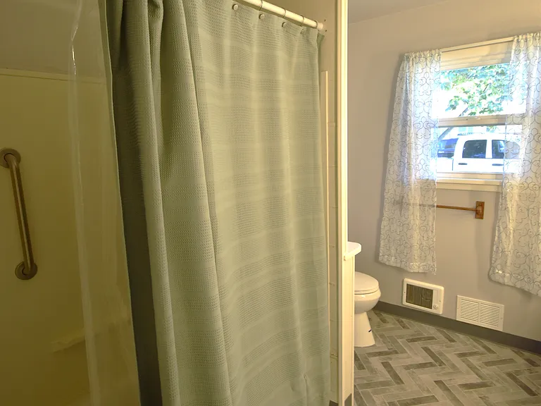 336 W Washington St — Photo 9