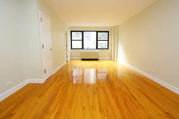 Rented by Stonehenge NYC LLC | media 1