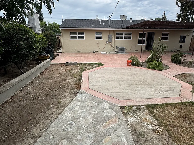 1120 Allen Dr — Photo 15