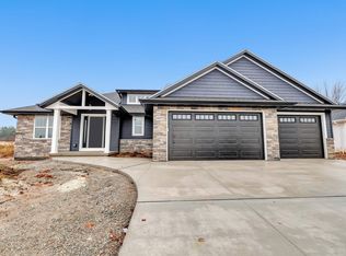 4077 Antwerp Ave, Green Bay, WI 54313