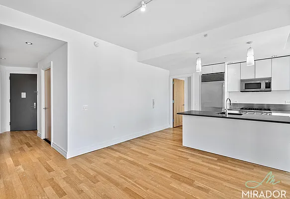 Rented by Mirador Real Estate | media 11