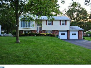 170 Thomas Penn Ave, Hatfield, PA 19440