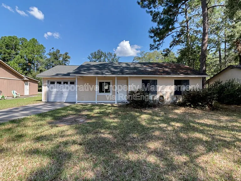 128 Pointe South Dr — Photo 1