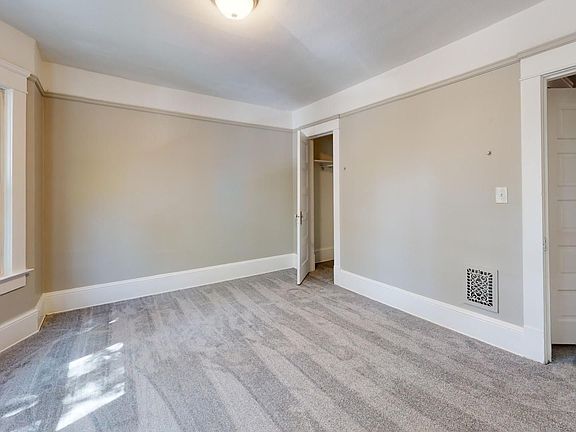 3rd image of 3218 Walton Ave #3222