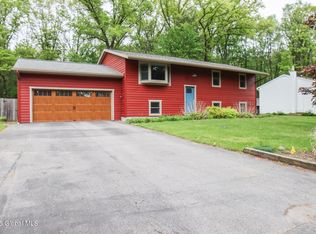 10 Casino Dr, Saratoga Springs, NY 12866