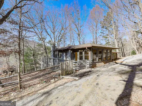 220 Fox Den Cir, Jasper, GA 30143