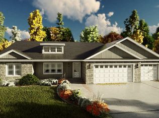 1704 Frontier Rd, Luxemburg, WI 54217