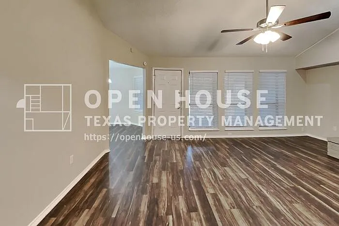 3 bed, 2.0 bath, 1574 sqft, $2,190 — Photo 3