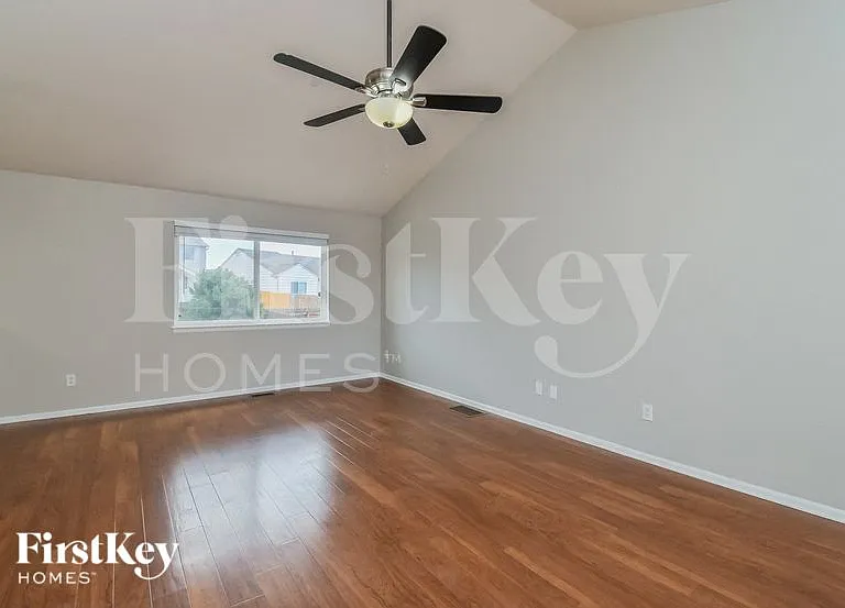 5823 Mesa Mountain Way — Photo 3