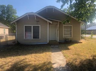 1519 N Robinson St, Cleburne, TX 76031