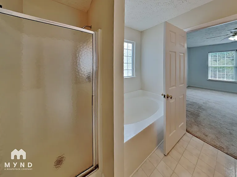 7021 Jeffreys Creek Ln — Photo 14