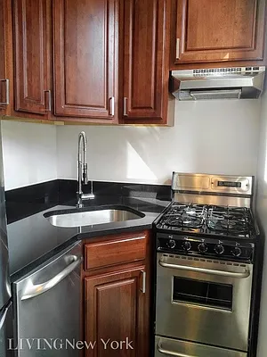 Rented by Living New York | media 3