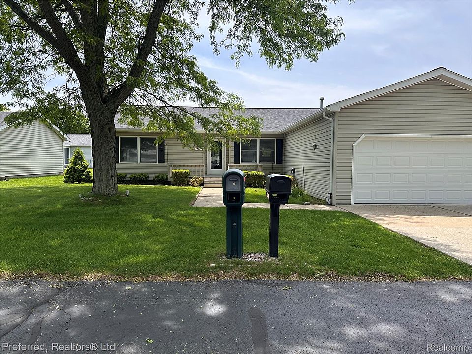 1st image of 38537 Chestnut Ln