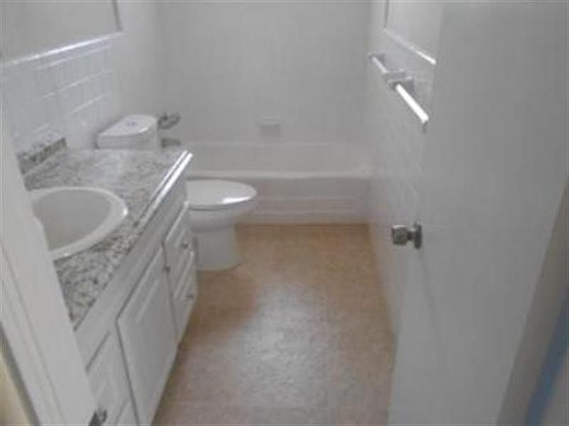 2nd image of 854 Buena Vista Ave