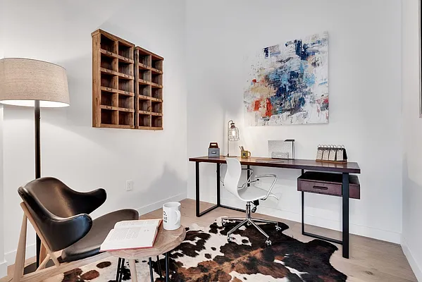 Sold by Modern Spaces | media 5
