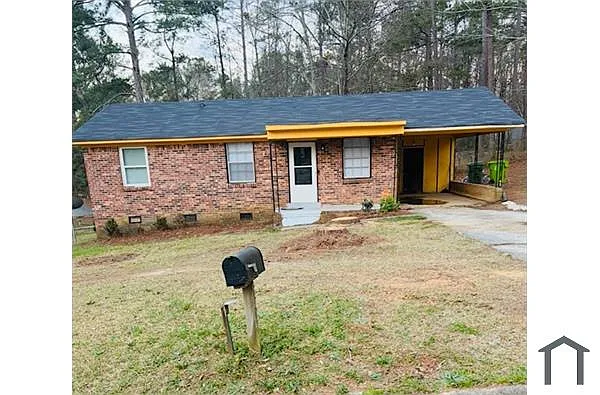 Building Photo - 2401 Pelican Dr