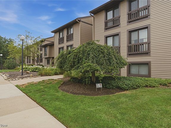 3rd image of 1105 Canyon View Rd APT 502