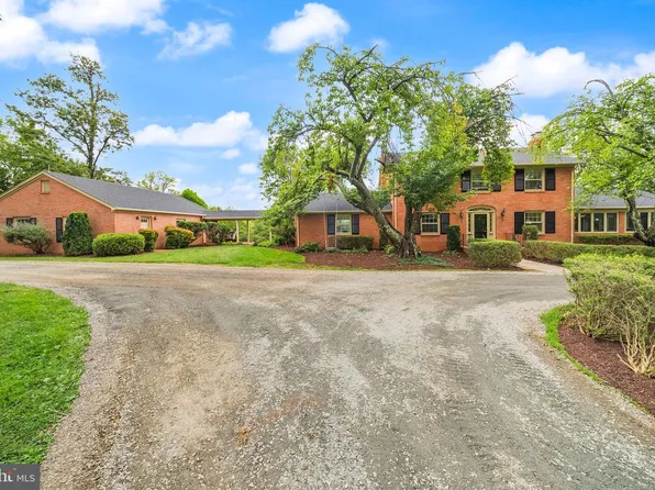 16694 Old Waterford Rd, Paeonian Springs, VA 20129