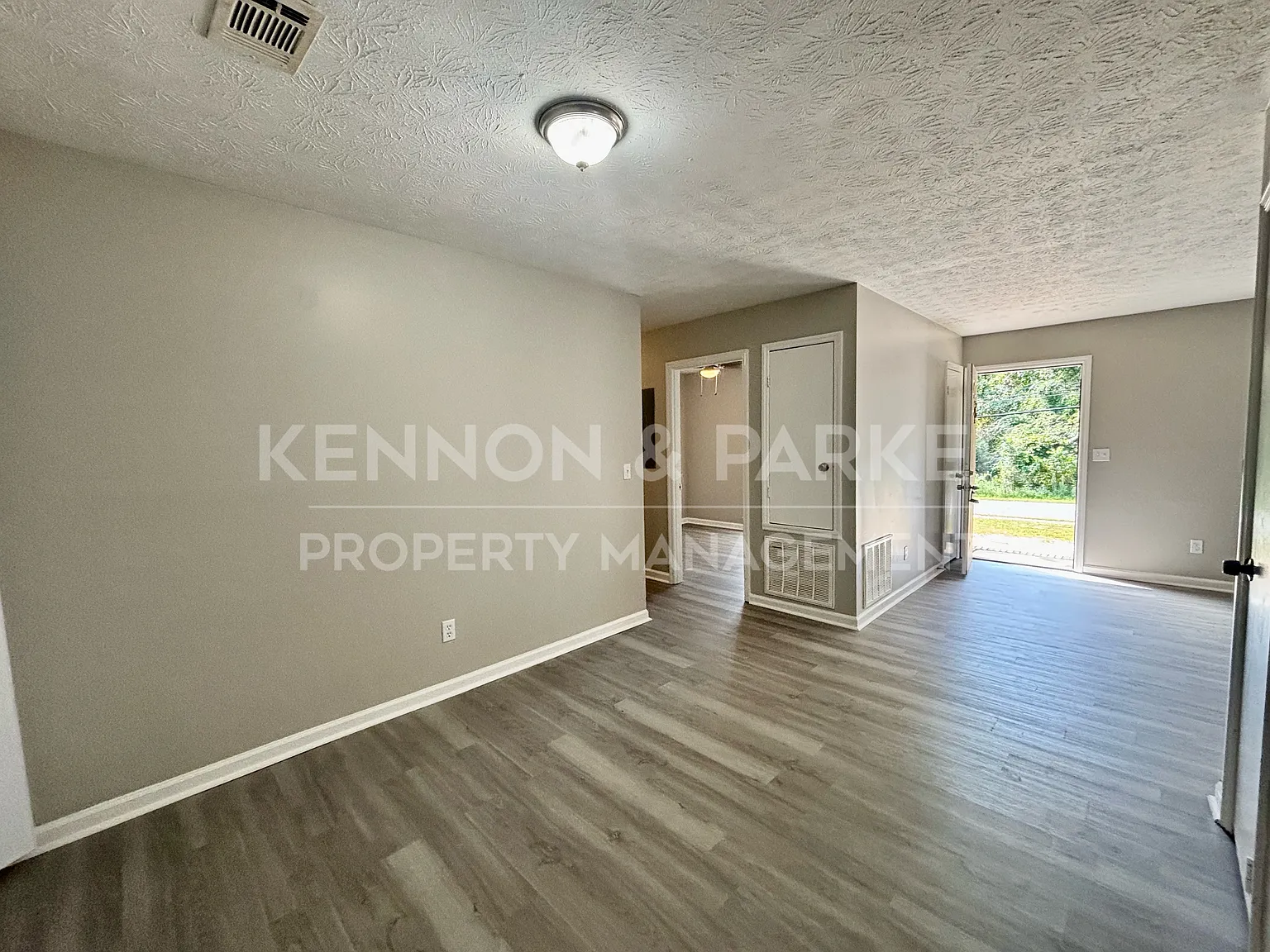 5207 Steam Mill Road — Photo 4