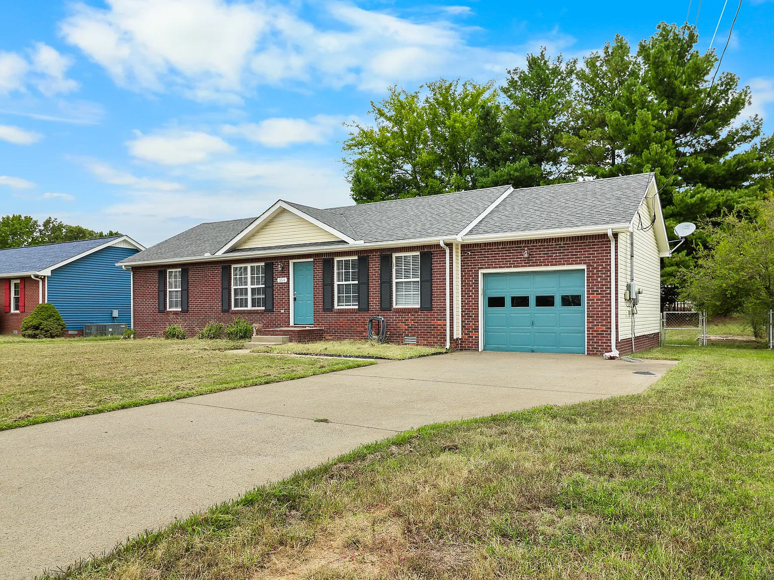 3 bed, 1150 sqft, $1,300 — Photo 4