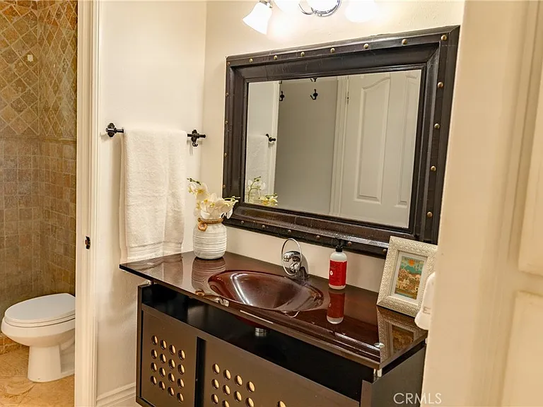 4128 Whitsett Ave #101 — Photo 10