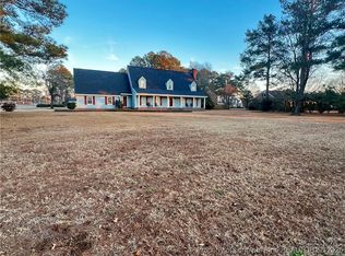 684 N Wilkinson Dr, Saint Pauls, NC 28384