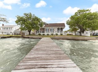 190 Emerald Dr, Elizabethtown, NC 28337