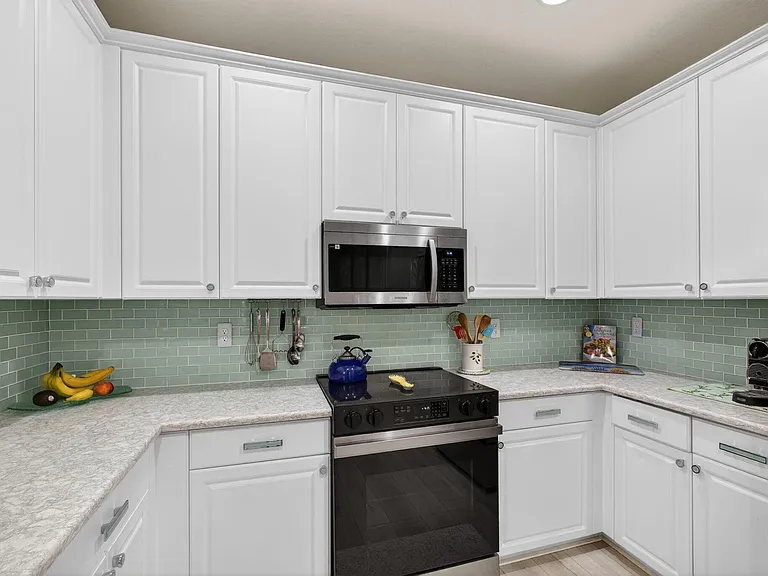 4345 Parkside Dr — Photo 14