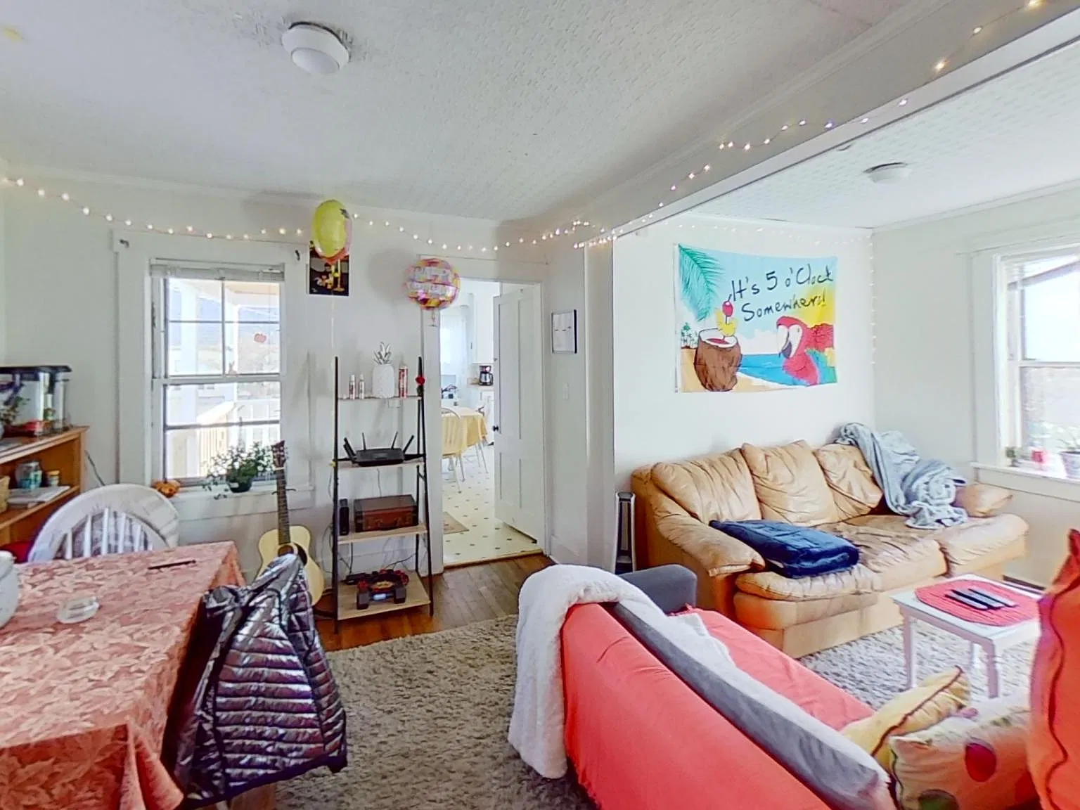 3 bed, 1.5 bath, $4,500 — Photo 4